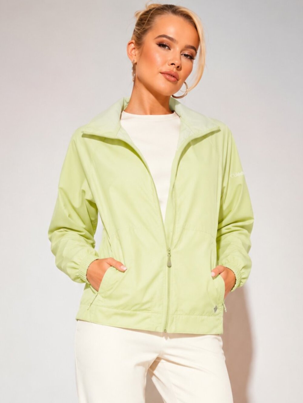 Size XL Windbreaker/Rain Jacket w Vented Back & Hood Yellow/Green by Columbia